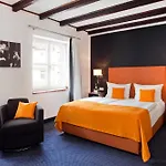 Gildors Hotel Atmosphere